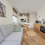 Διαμέρισμα Modern And Unique In The Centre Of By Renters *