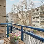 Διαμέρισμα Modern And Unique In The Centre Of By Renters