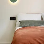 Modern And Unique In The Centre Of By Renters *