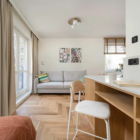 Modern And Unique In The Centre Of By Renters